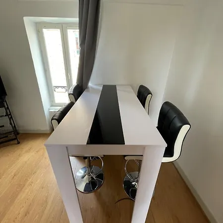 Sympas Et Confortables Pres De Paris Appartement Nanterre